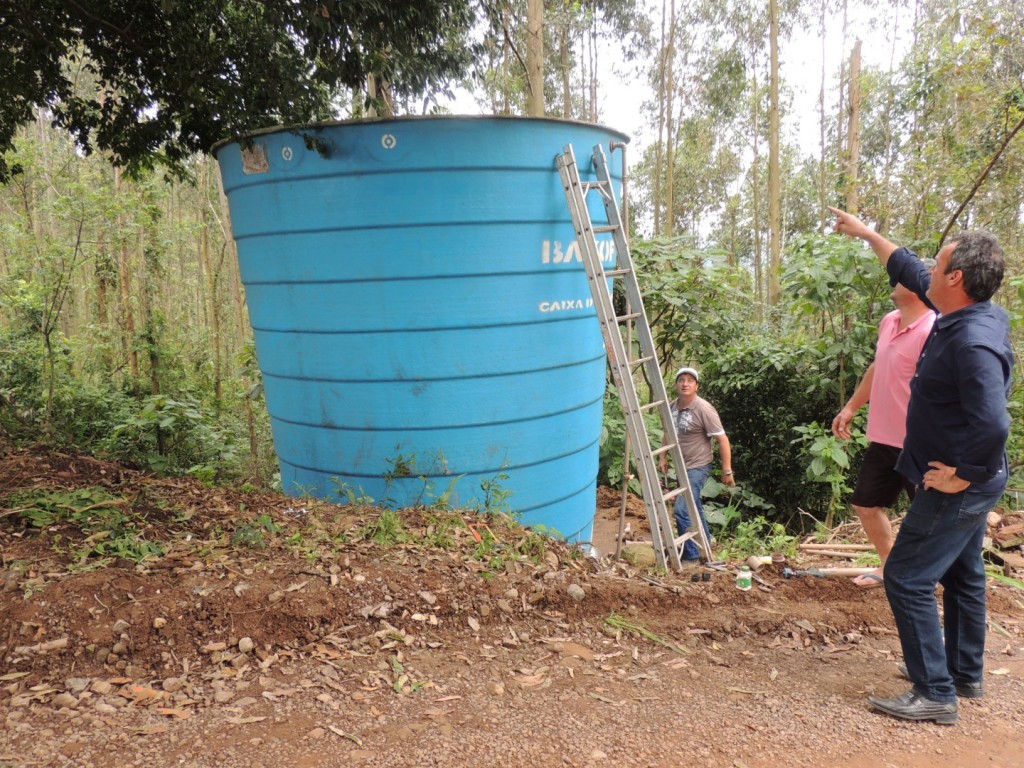 Caixa_D’Água_Comunidade_São_Luís (Large)