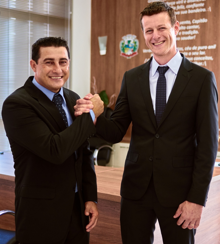 Prefeito Paulo César Scheidt e Vice-Prefeito Daniel Hunhoff
